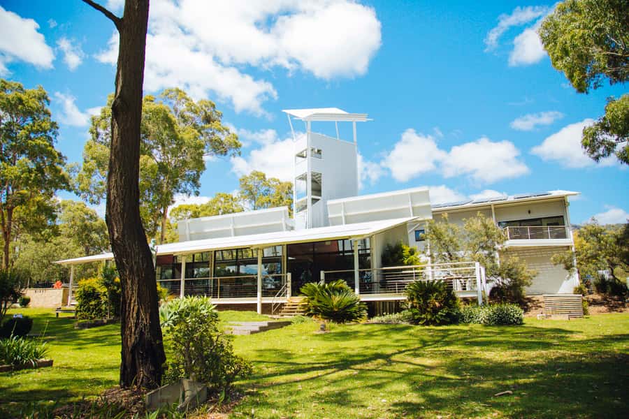 Hunter Valley: Wine, Spirits, and Cheese Tour with Lunch - Cheese and Chocolate Pairing with a Glass of Wine or Beer