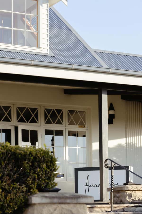 Hunter Valley: Wine Tour with 2-Course Lunch, Choc & Cheese - Chocolate tasting after lunch: sweets with a learning edge