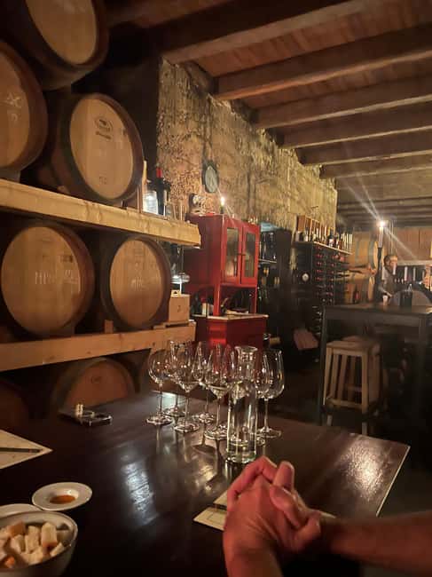 Hvar: Hvar Wine Tasting Experience - The best part: the guide’s island stories