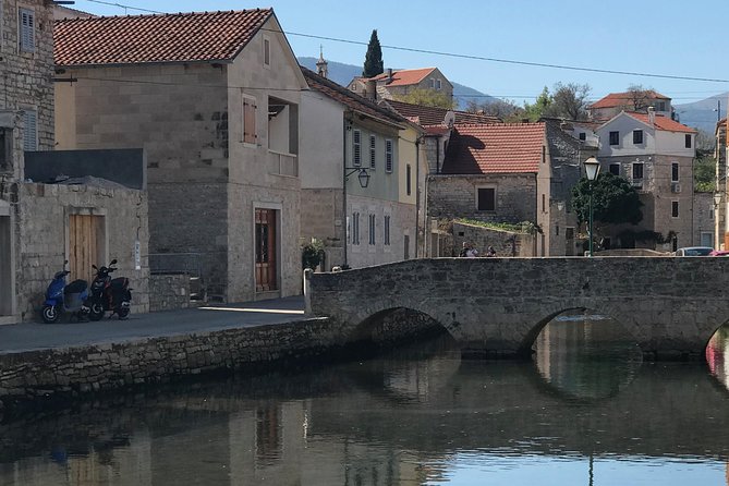 Hvar Wine tasting small group experience - Viewpoints and countryside stops: the best kind of tourist-free sightseeing