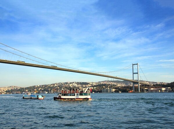 Istanbul Bosphorus Sunset Cruise with Wine on a Luxury Yacht - Key highlights at a glance