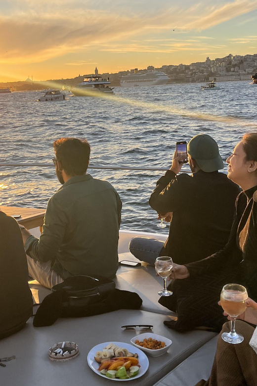 Istanbul: Small Group Yacht Tour with Unlimited Wine - Why This Bosphorus Yacht Cruise Feels Different Than Big Boats