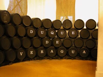 Jerez: Bodegas Álvaro Domecq Guided Tour with Wine Tasting - Where to meet: Calle San Luis and the Madre de Dios side entrance