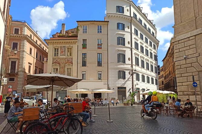 Jewish Ghetto & Piazza Navona: Food, Wine & Sightseeing Rome Tour - Largo Argentina and the theater ruins: where the dinner part actually feels special