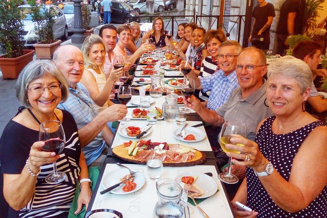 Jewish Ghetto & Piazza Navona: Food, Wine & Sightseeing Rome Tour - Guides make the difference: what the best nights feel like