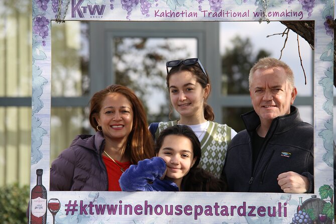 Kakheti All Inclusive Private Wine Tour Including Lunch - Sighnaghi: the city of love, walls, and a proper break for photos