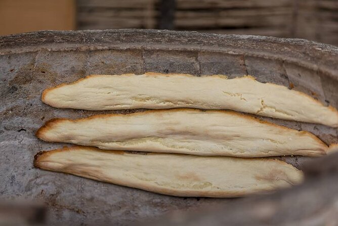 Kakheti All Inclusive Private Wine Tour Including Lunch - Badiauri shoti bread and homemade cheese: the snack stop you’ll remember