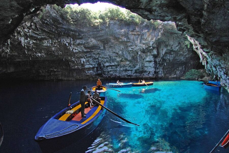 Kefalonia: Wine Tasting, Melissani, Drogarati & Fiscardo - Robola Winery: Taste Kefalonia’s Signature Grape