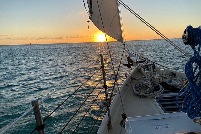 Key West Small-Group Sunset Sail with Wine and Hors d'oeuvres - Sunset views: how to get your best angle from the boat