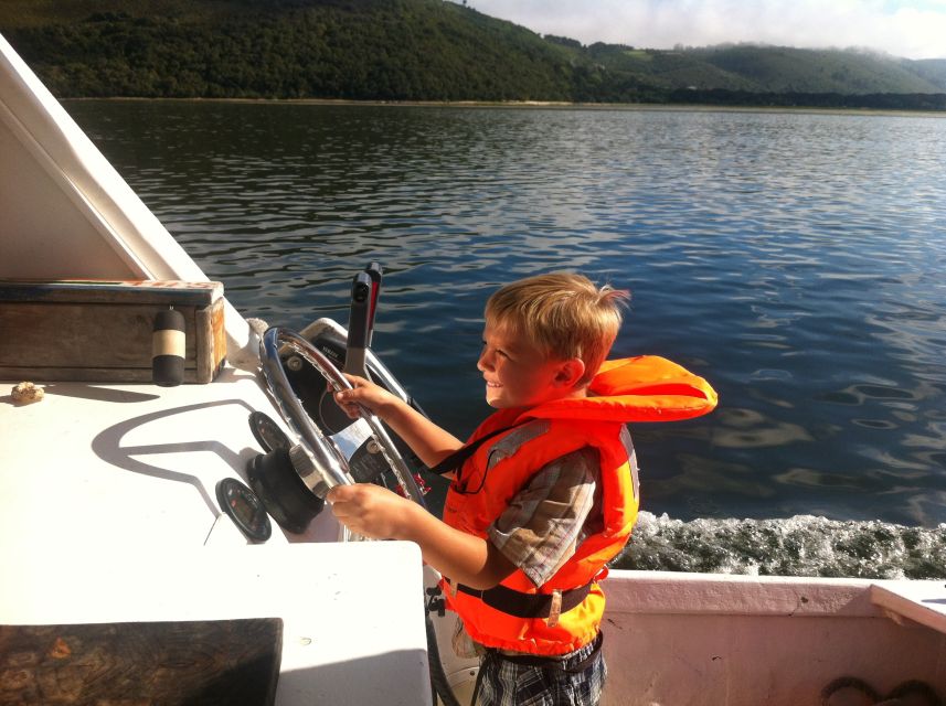 Knysna Lagoon: Boat Cruise with Oyster & White Wine Tasting - Stops and Flow: What Each Part Feels Like