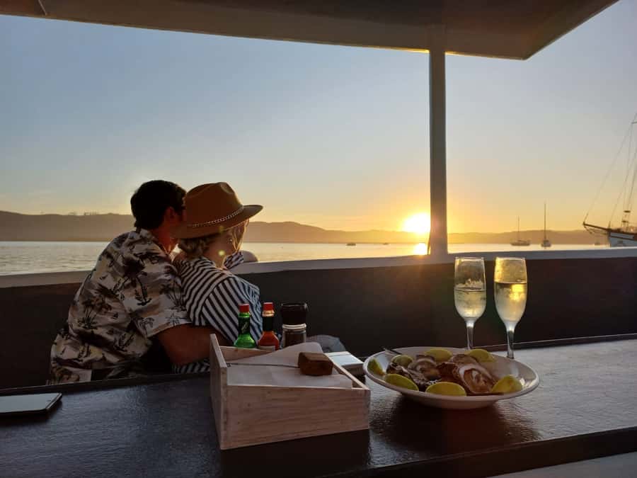 Knysna: Wine & Oyster Luxury Lounger Sunset Cruise - Sunset cruising in Knysna’s estuary: what makes it work