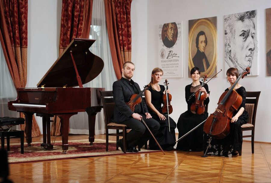 Krakow: Christmas Music Concert With Wine - Wine included: cozy, but plan for a small pour