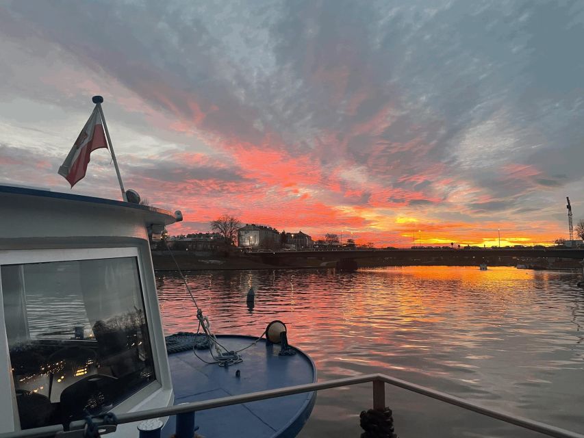 Krakow: Evening Cruise with a Glass of Wine - FAQ