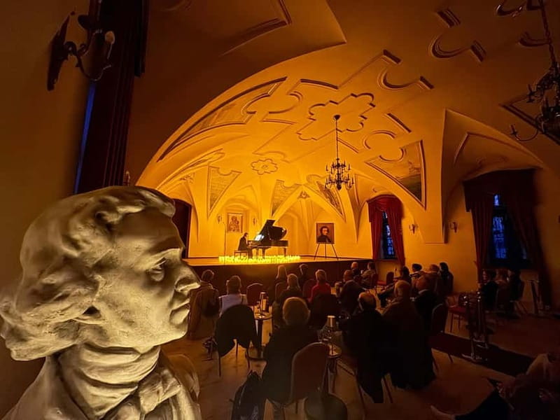 Krakow: Piano Trio Chopin & Friends Concert VIP with Wine - The VIP Wine Moment: What to Expect While the Music Plays