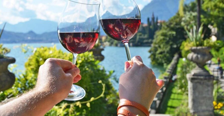 Lake Como: Winery Tour with Wine Tasting - The Wine Tasting: 3 Bottles, 3 Clear Pairings