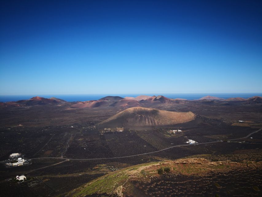 Lanzarote: La Geria Vineyards Hiking Tour - The 9-Kilometer Route in 4 Hours: What You’ll Do, Step by Step