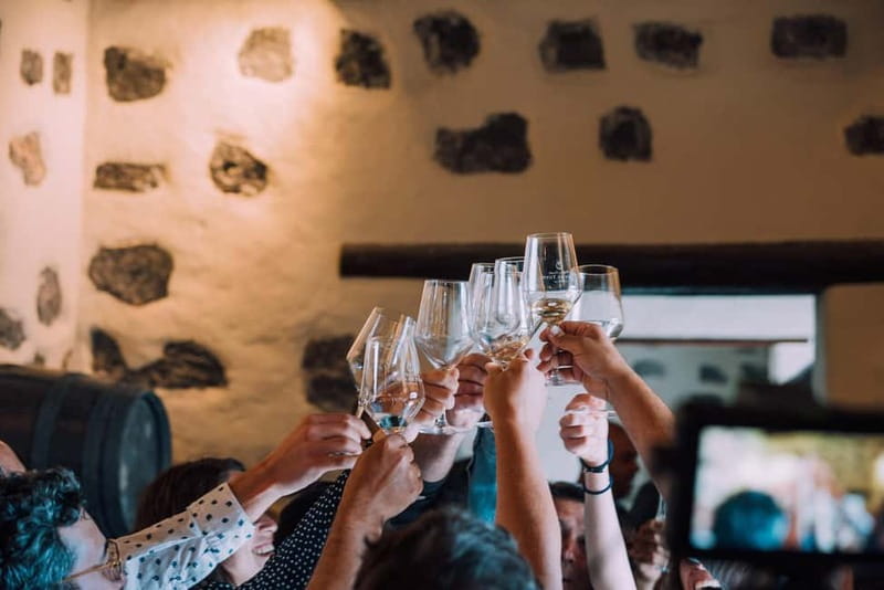Lanzarote: Sunset vineyard tour with wine and chocolate tasting - A volcano timeline: Timanfaya and why viticulture came back