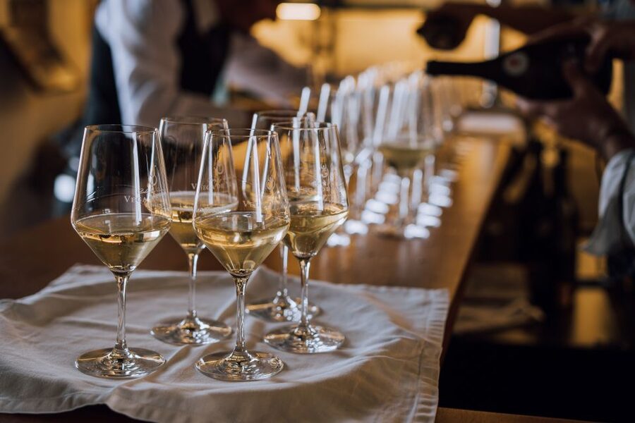 Lanzarote: Vineyard Tour with Wine and Chocolate Tasting - Getting there and practical tips (the stuff that affects your day)