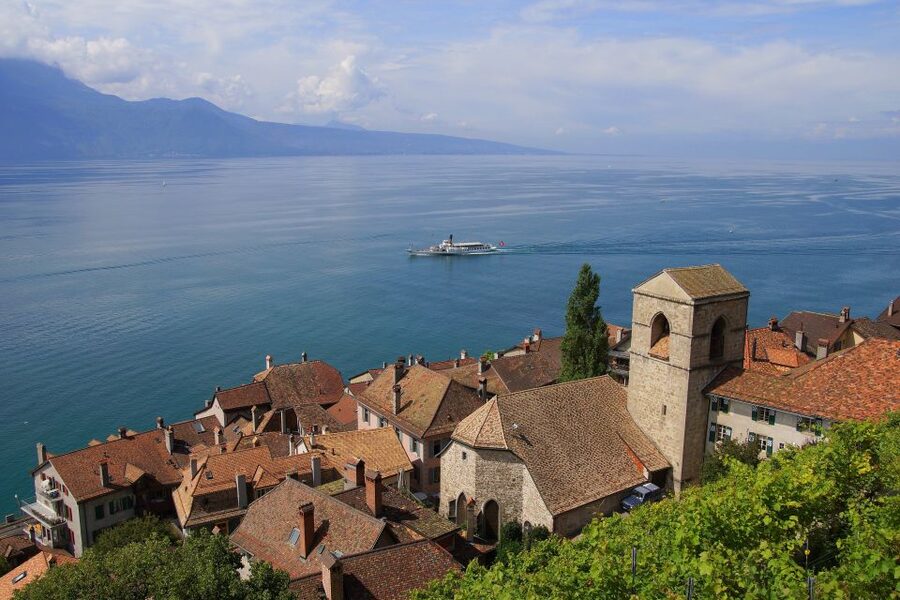 Lausanne: 2-Hour Lake Geneva Cruise Along Lavaux Vineyards - Wine on the water: included touch, not a full meal
