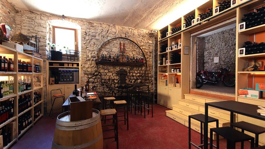 Lazise: Historical Center Wine Tasting Tour - Practical Logistics: Timing, Transport, and What to Bring