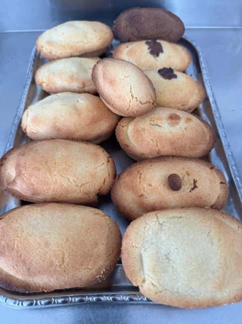 Lecce: Guided Street Food Walking Tour with Food and Wine - Who this tour suits (and who should look elsewhere)