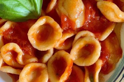 Lecce Hands-on Home Cooking Class: Craft Orecchiette & Savor Wine - Getting to the home kitchen: Porta Napoli and a short transfer