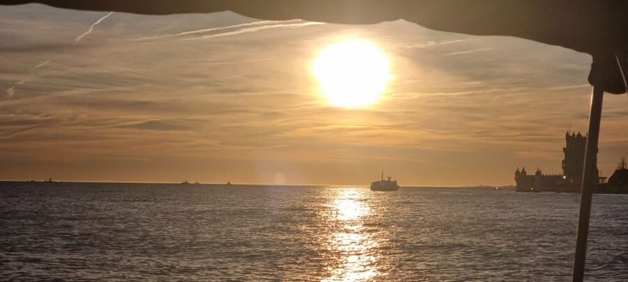 Lisbon: Boat Tour with Champagne - Where you meet at Belém: don’t overthink it
