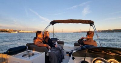 Lisbon: Boat Tour with Champagne - Price and value: $41 for 2 hours with champagne included