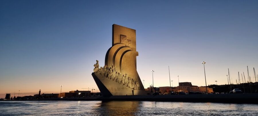 Lisbon: Boat Tour with Champagne - Photo plan: where you’ll get the best shots