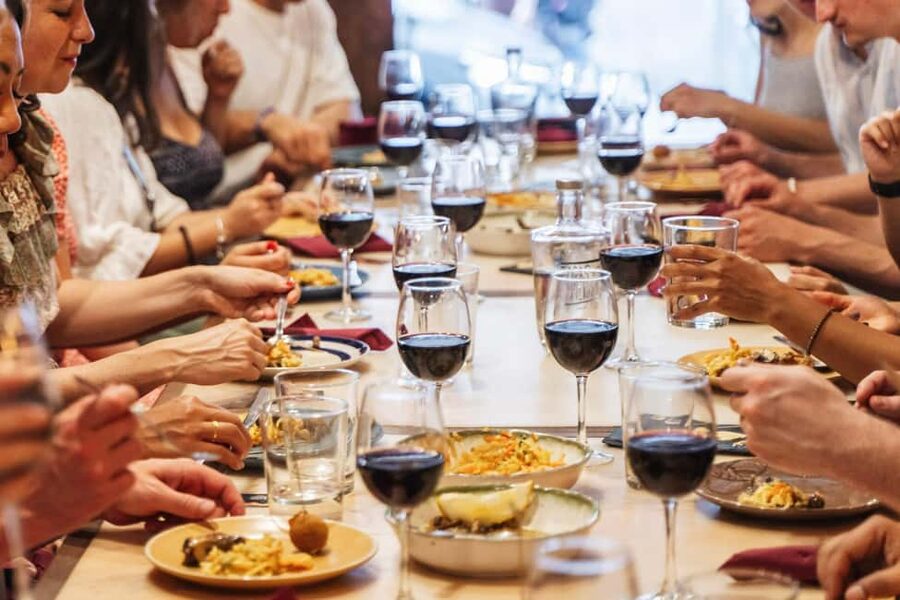 Lisbon: Food & Wine Walking Tour Through Baixa - Baixa is the perfect setting for Lisbon food and wine