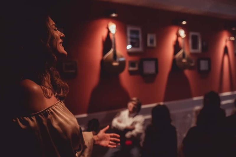 Lisbon: Live Fado Show with Port Wine in Historic Center - Planning your evening: timing, entry, and how to avoid the last-minute scramble
