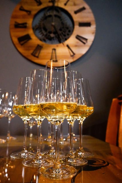 Lisbon: Premium Wine and Tapas Tasting Session - The sommelier-led Portuguese wine lineup: what you’re actually tasting