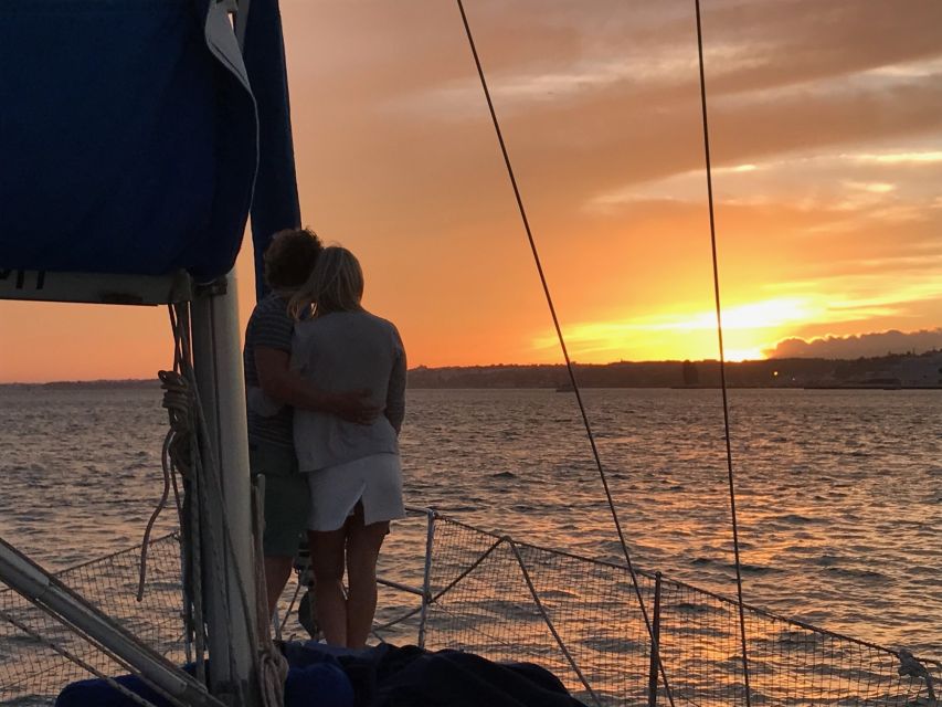 Lisbon: Private Sunset Sailing Tour with Champagne - Key highlights worth aiming for