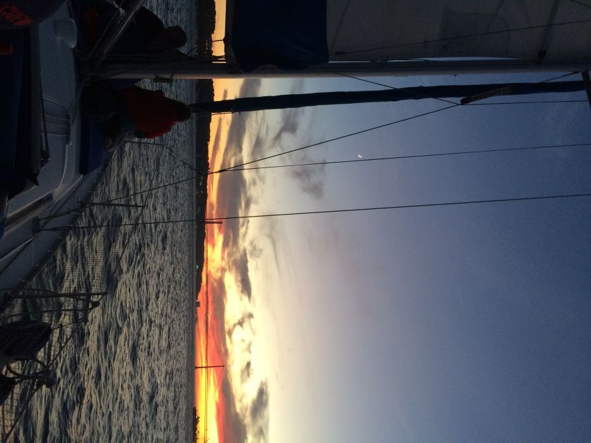 Lisbon: Private Sunset Sailing Tour with Champagne - Should you book this Lisbon sunset sailing tour?