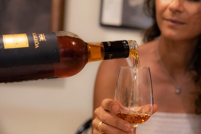 Lisbon's authentic Food and Wine tour with a Winemaker - Pacing, group size, and the small-group advantage