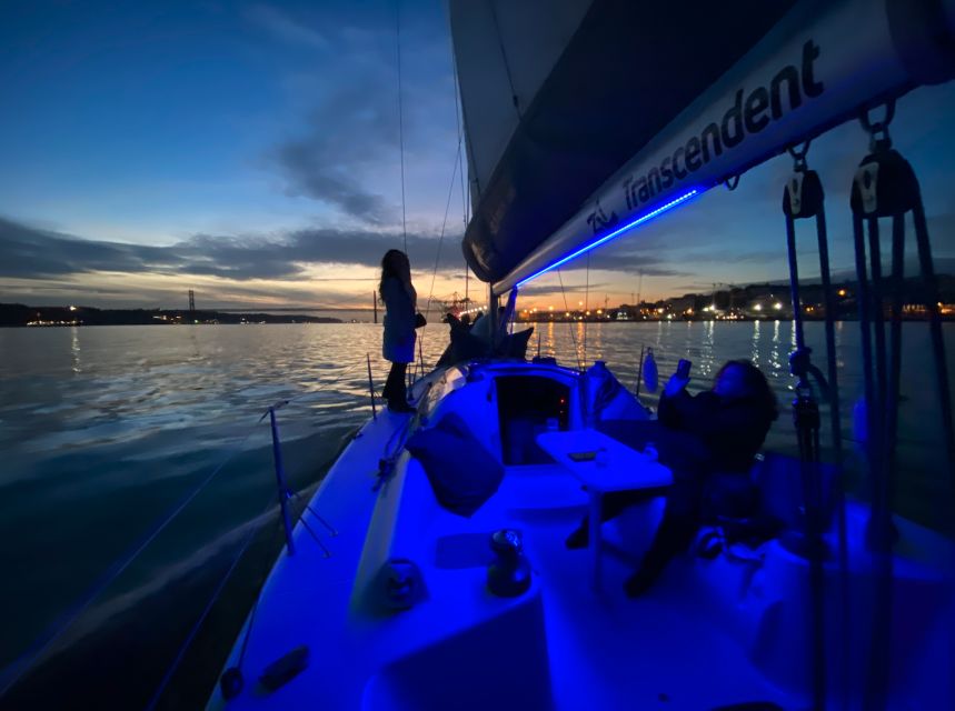 Lisbon: Sailboat Tour w/ Local Guide and Open Bar Green Wine - Price and Value: What $35 Really Covers