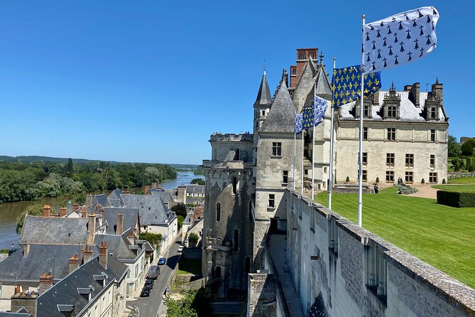Loire Valley Royal Castles Guided Small group Day Trip from Paris - Château de Chenonceau: the “river castle” stop you’ll remember