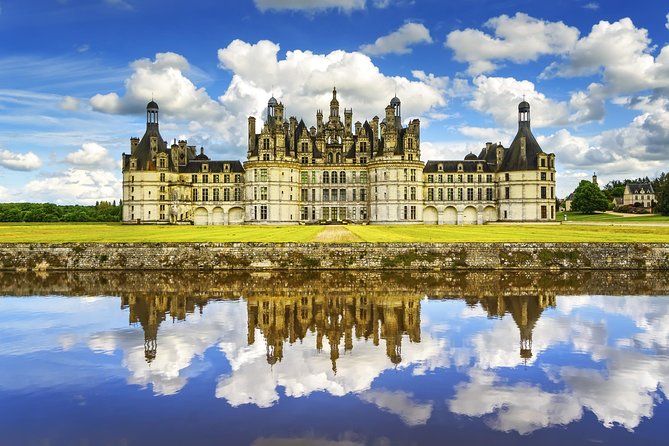 Loire Valley Wine and Castles Small-Group Day Trip from Paris - Why a Loire Day Trip from Paris Can Actually Feel Like a Win