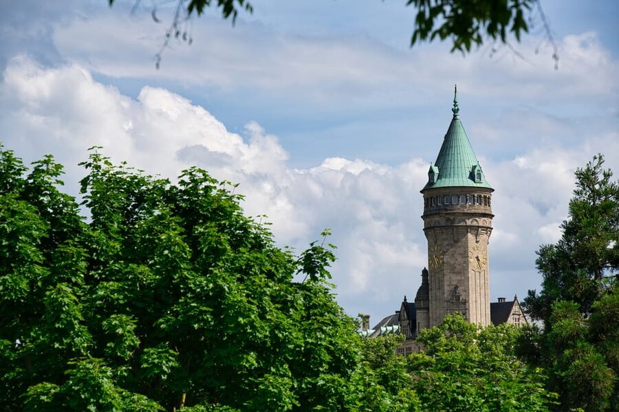 Luxembourg City: Walking Tour with Optional Wine Tastings - Chemin de la Corniche: the viewpoint payoff