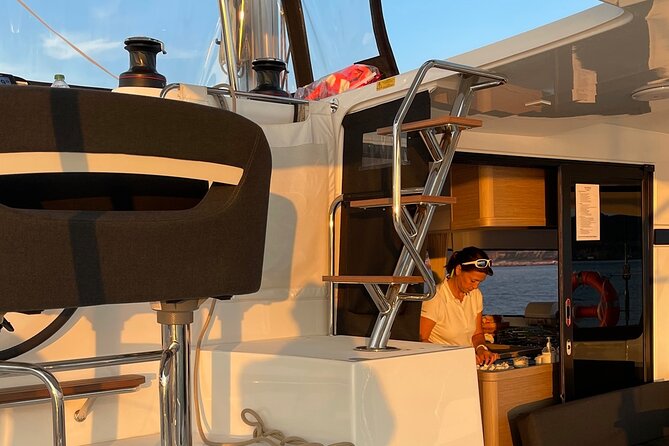 LUXURY Catamaran Sunset and Wine cruise - Wine on Board: Service Style, Taste Clues, and Rules