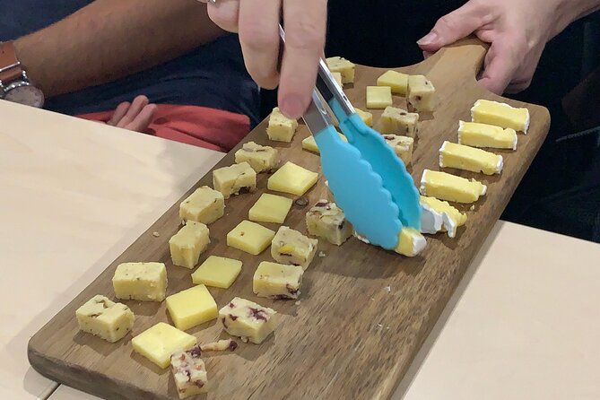 Luxury Hunter Valley Wildlife & Wine Tasting Tour from Sydney - Fat Cow Hunter Valley: Cheese, Olive Oil, and Chocolate as Smart Fuel