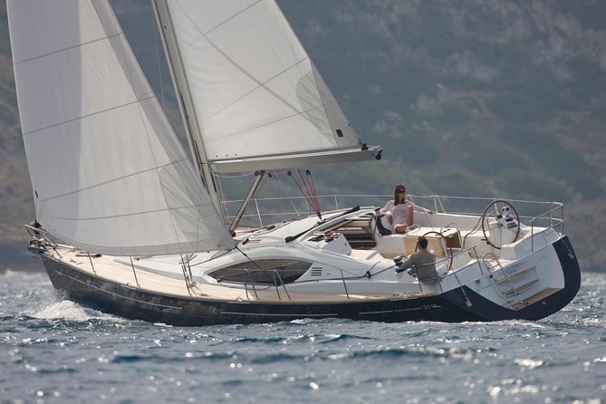 Luxury Sailing Experience Day with Champagne and Lunch or Dinner - Why a Solent Yacht Day Beats Another Port Excursion