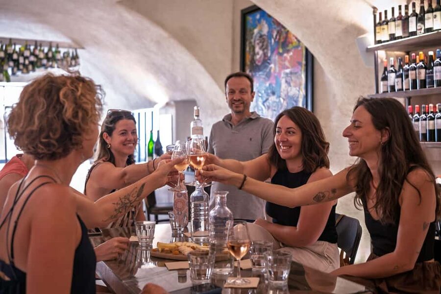 Lyon Old Town Food Tour: Full French Meal with Wine - Who should book this Lyon Old Town food tour