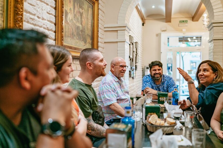 Madrid: Food & Wine Tour with 10 Tapas & 4 Drinks Included - Four Stops That Feel Like Four Different Madrids