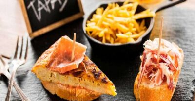 Madrid: Old Madrid Walking Food and Wine Tour - The Tapas Format: 3 or 4 Stops and One Drink Per Bar