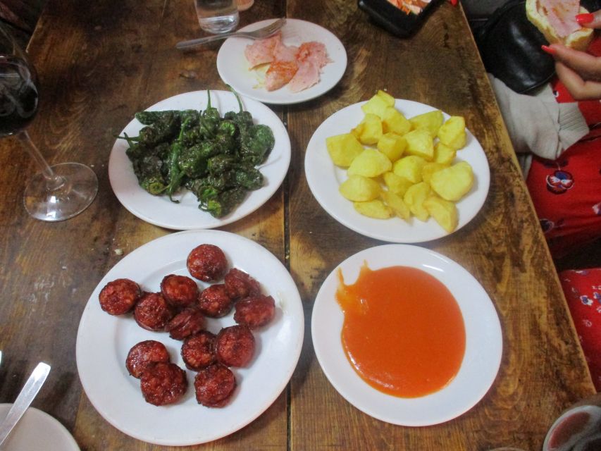 Madrid: Old Madrid Walking Food and Wine Tour - What the Guide Adds: History, Food, and Asking Questions