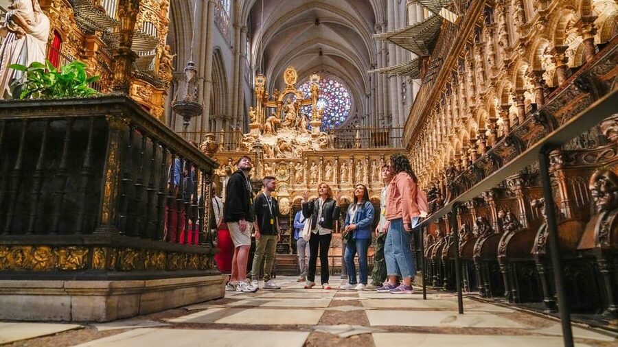 Madrid: Toledo Day Trip with Winery Visit and Wine Tasting - Walking Toledo’s old town: Santo Tomé, Santa María la Blanca, and the “three cultures” vibe