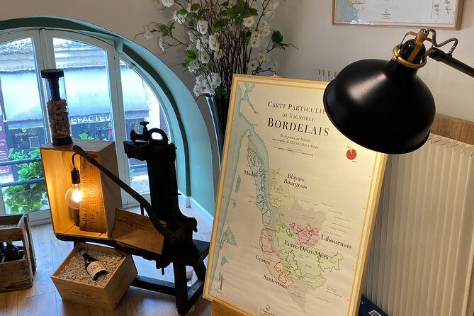 Make your own cuvée of Bordeaux wine - How the workshop connects Bordeaux’s geography to what’s in the glass