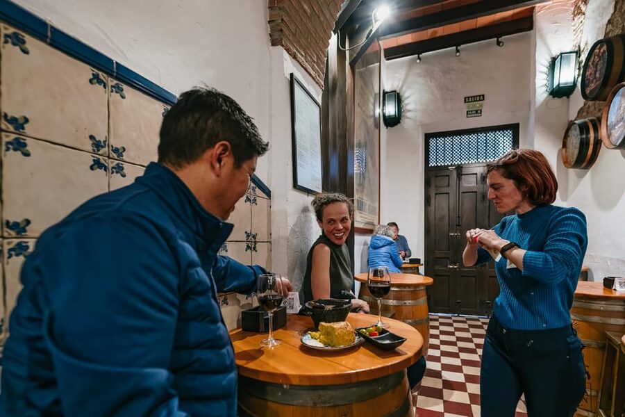 Málaga: Traditional Andalusian Tapas and Wine Tour - Key Points Worth Your Time