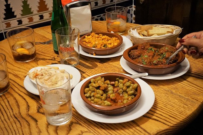 Malaga Traditional Wine & Tapas Tour - What you’ll eat and drink: wine, vermouth, beer, and options for different diets